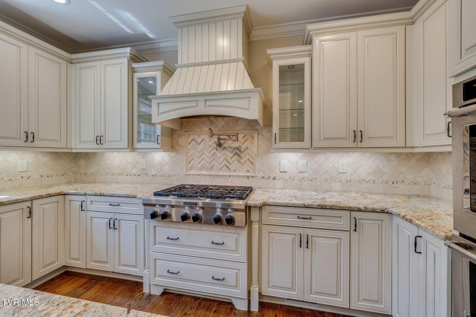 Photo #15: 5079 Rose Gardens Circle