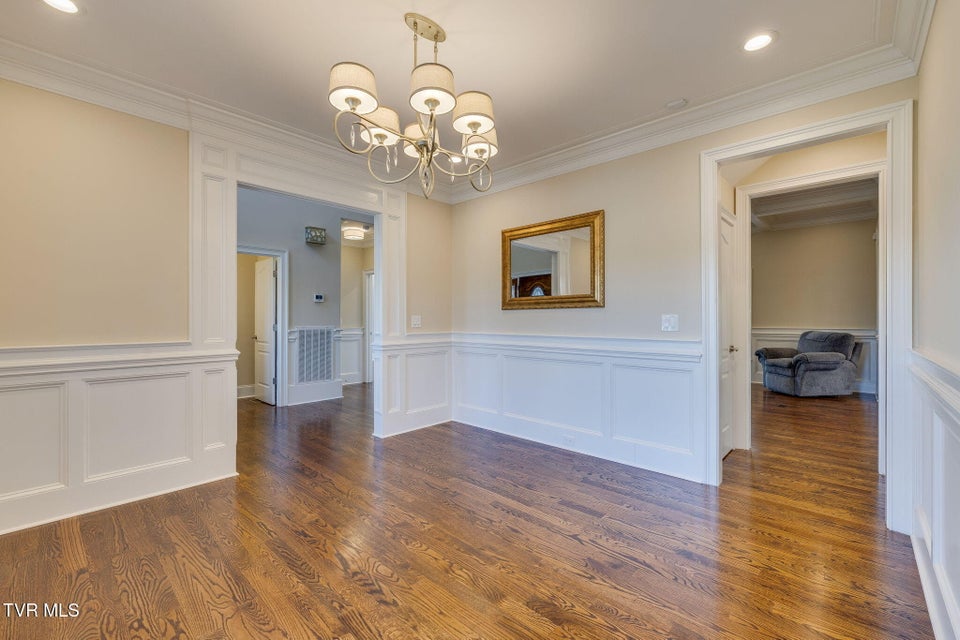 Photo #20: 5079 Rose Gardens Circle