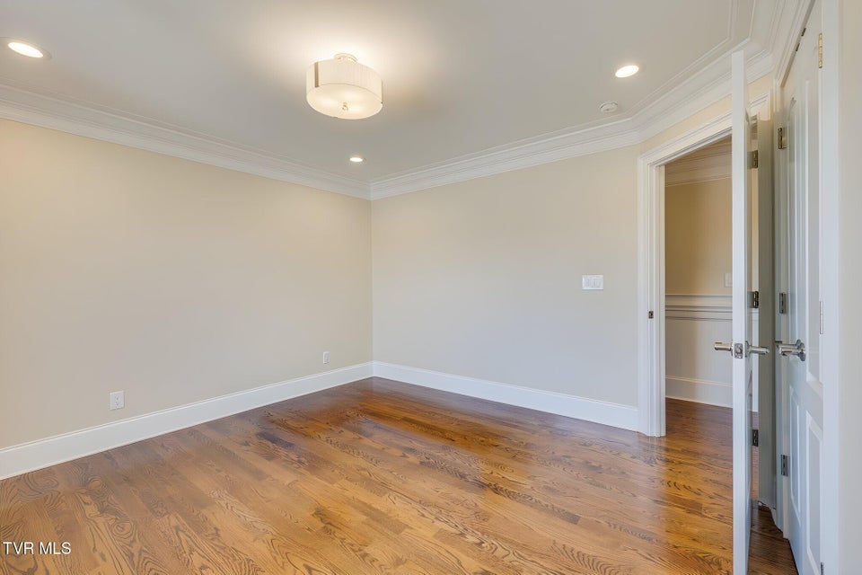 Photo #36: 5079 Rose Gardens Circle