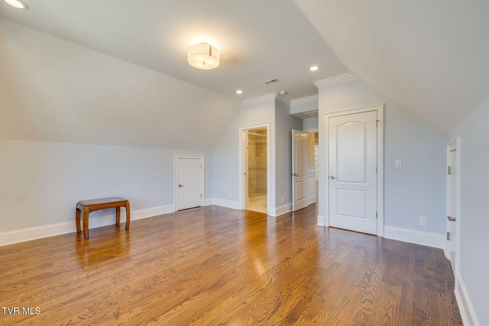 Photo #39: 5079 Rose Gardens Circle