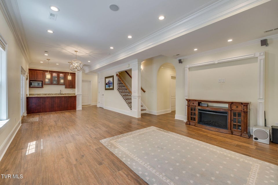 Photo #53: 5079 Rose Gardens Circle