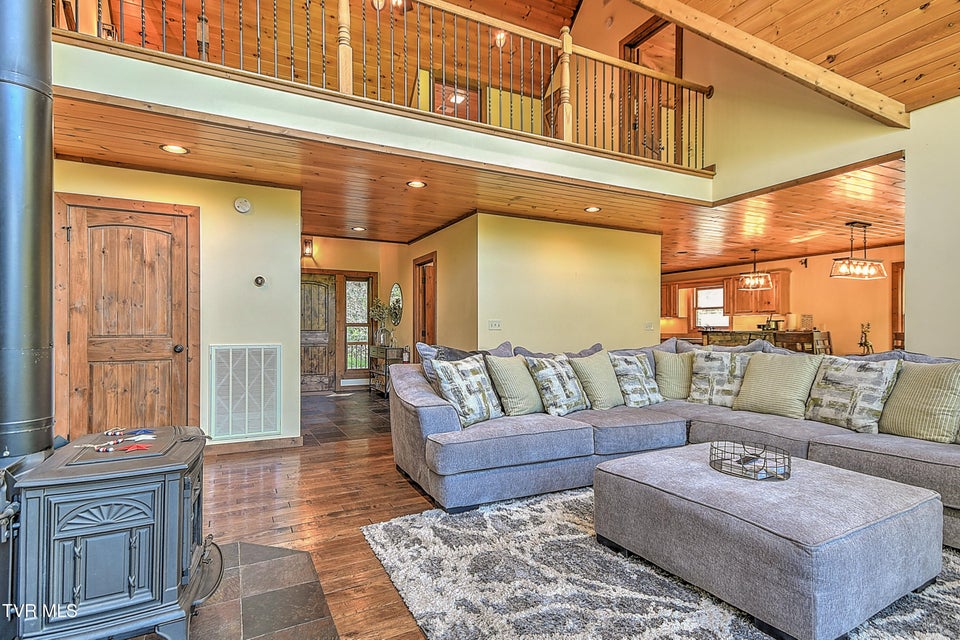 Photo #12: 410 Eagle Ridge Road