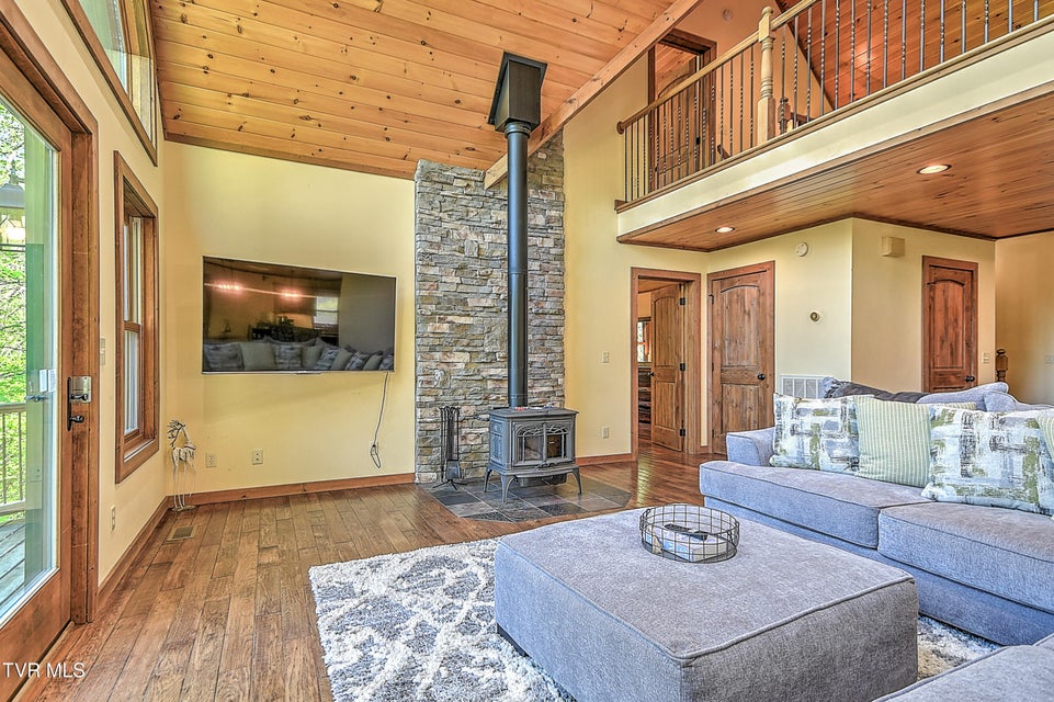 Photo #13: 410 Eagle Ridge Road