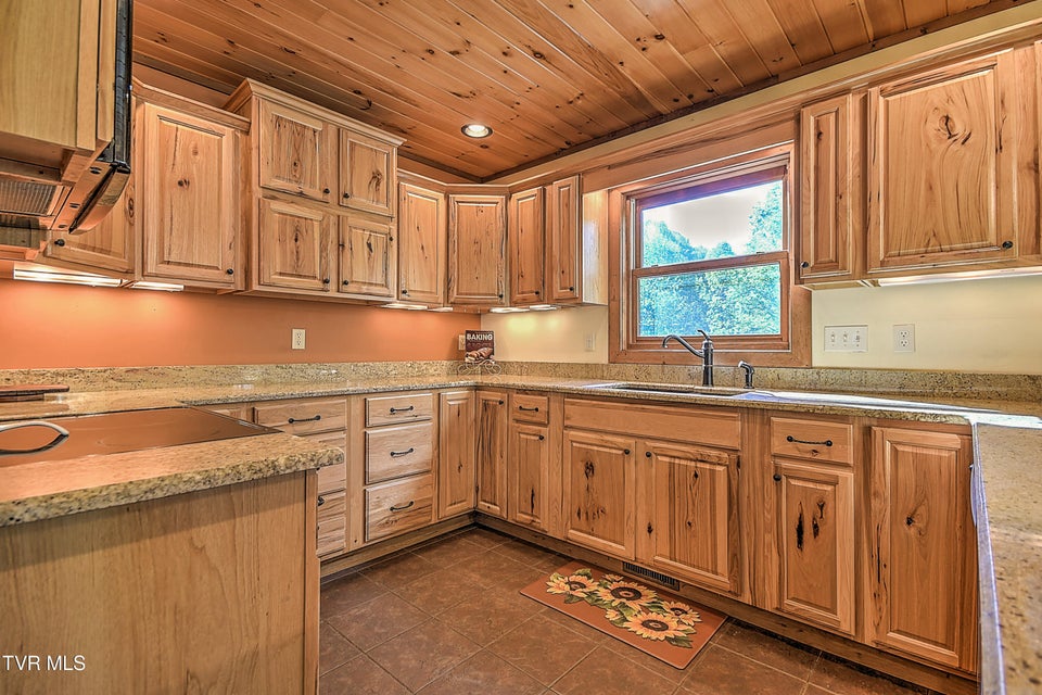 Photo #22: 410 Eagle Ridge Road