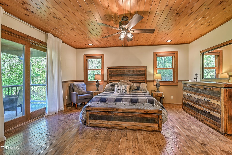 Photo #27: 410 Eagle Ridge Road