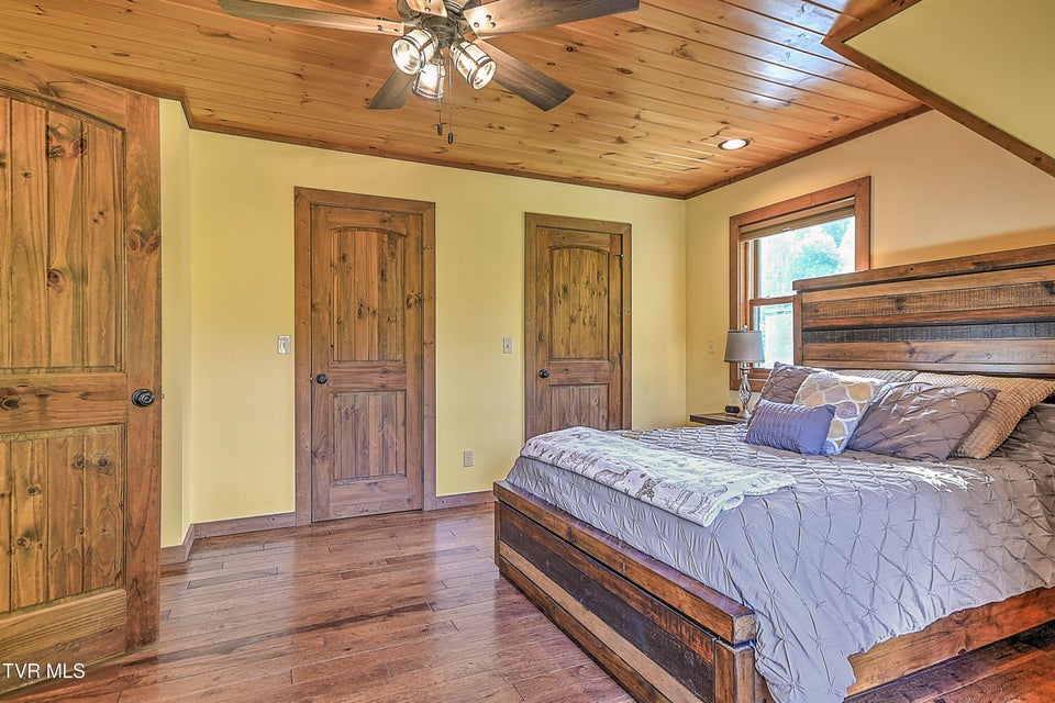 Photo #45: 410 Eagle Ridge Road