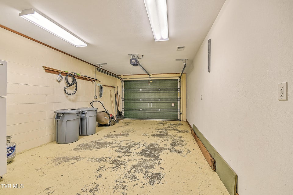 Photo #71: 410 Eagle Ridge Road