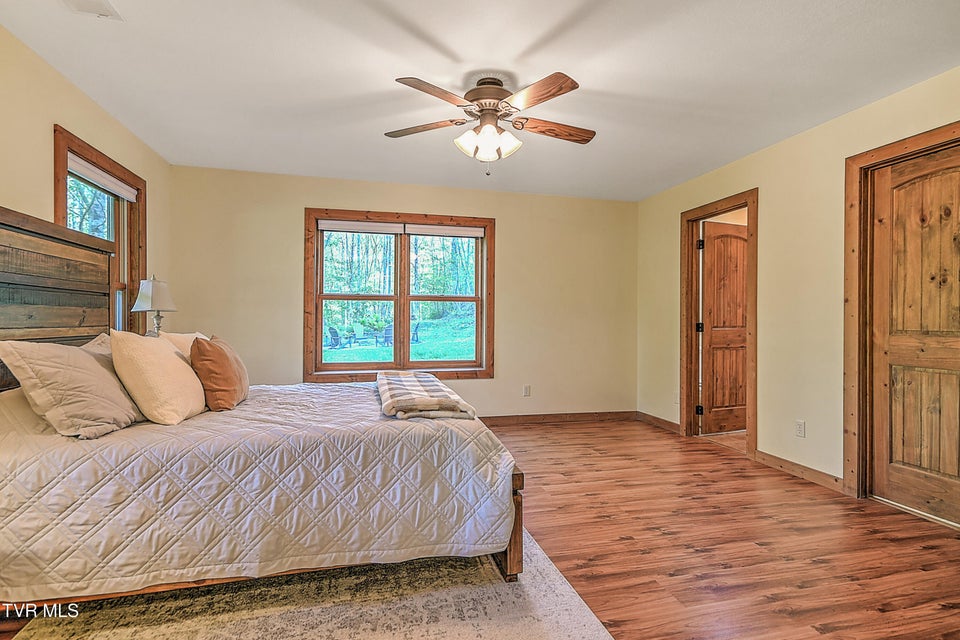 Photo #54: 410 Eagle Ridge Road