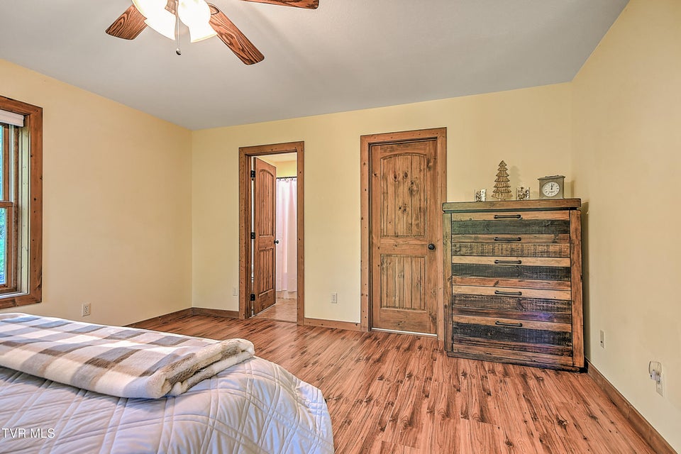 Photo #55: 410 Eagle Ridge Road