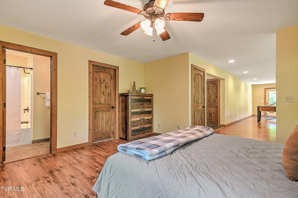 Photo #57: 410 Eagle Ridge Road