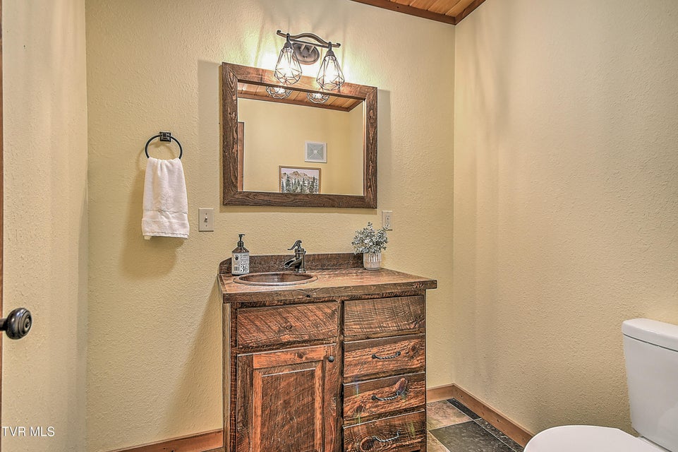 Photo #59: 410 Eagle Ridge Road