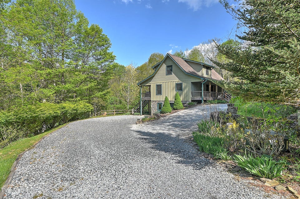 Photo #67: 410 Eagle Ridge Road