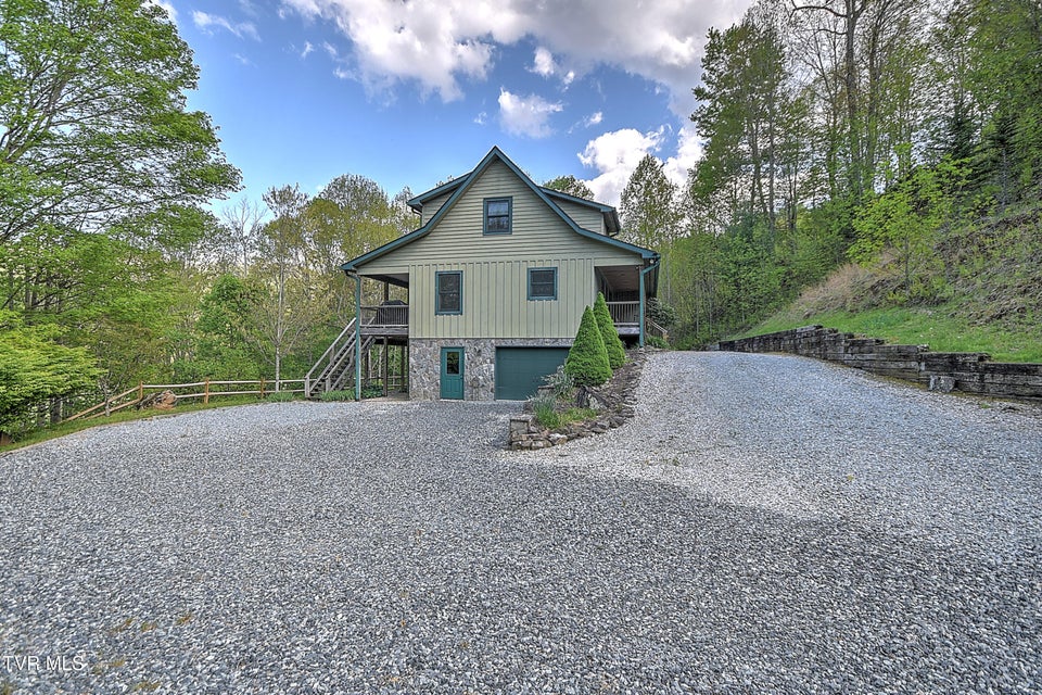 Photo #69: 410 Eagle Ridge Road