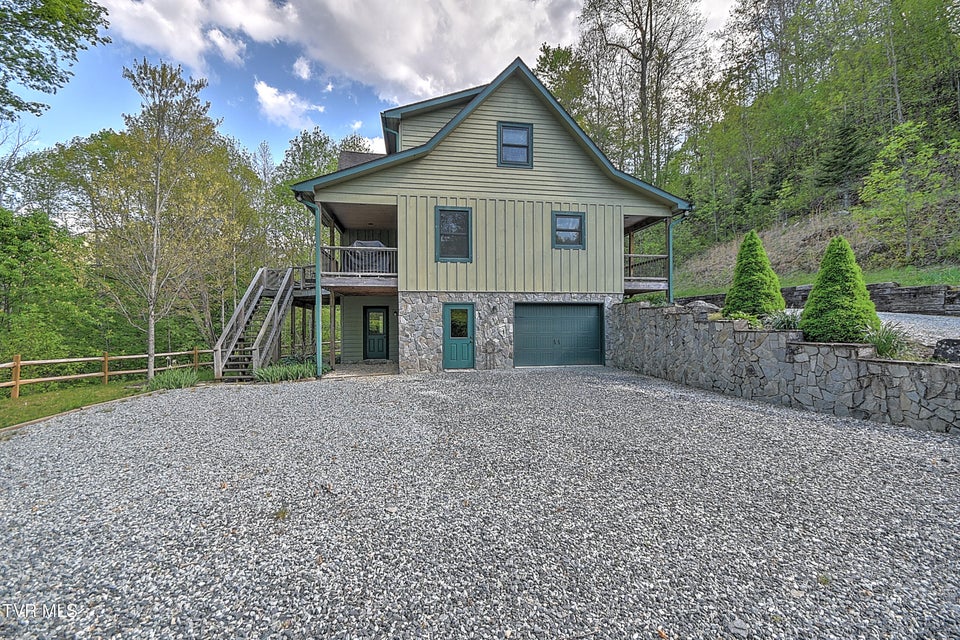 Photo #70: 410 Eagle Ridge Road