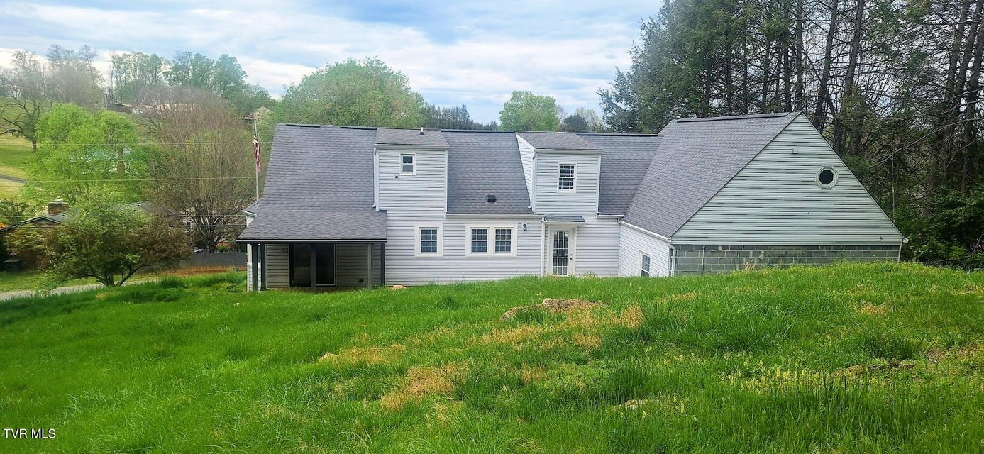 Photo #4: 1638 Charlotte Drive