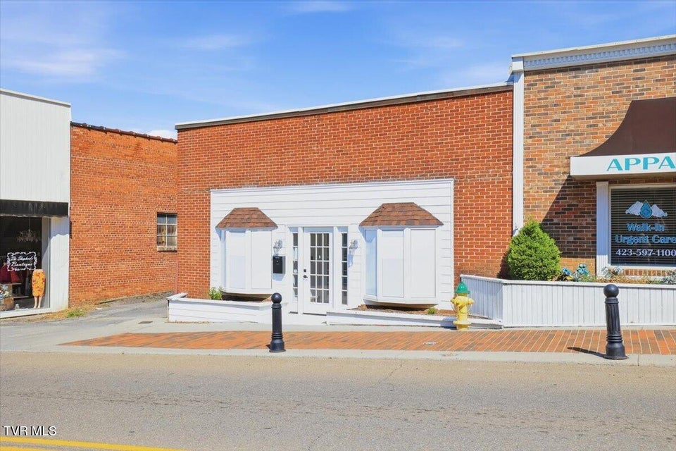 Photo #3: 309 Main Street