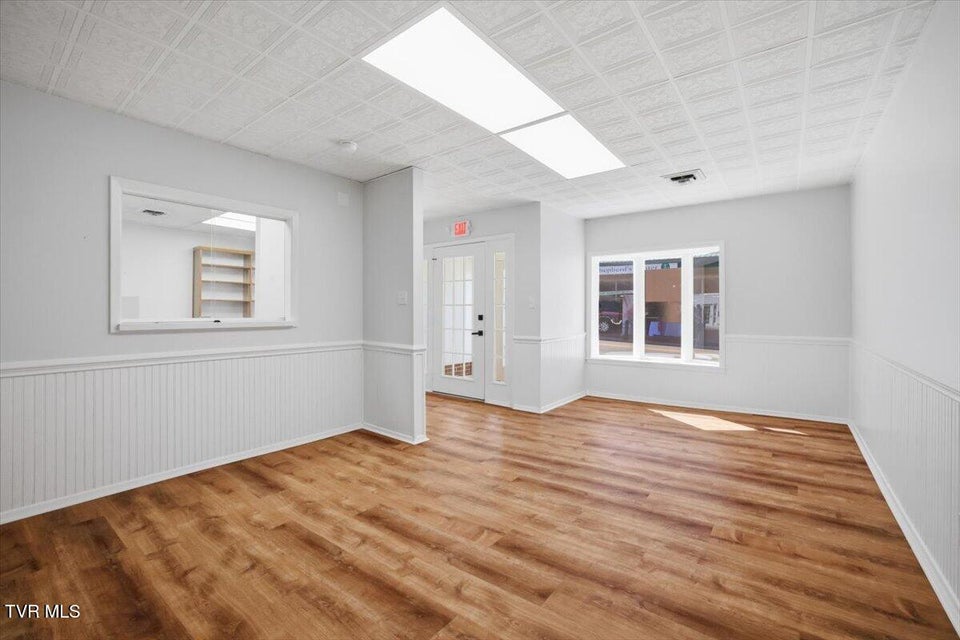 Photo #5: 309 Main Street