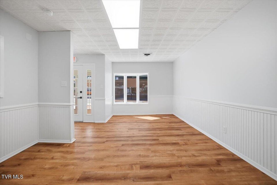 Photo #6: 309 Main Street