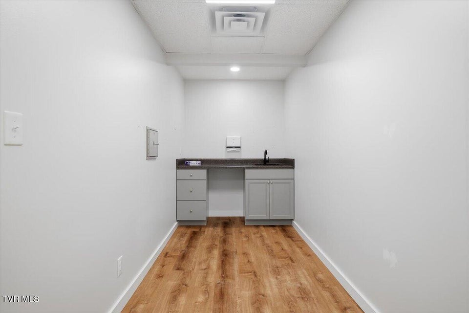 Photo #15: 309 Main Street