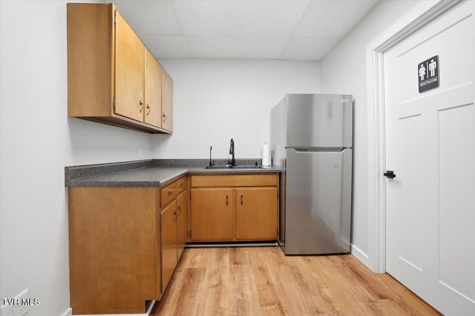 Photo #21: 309 Main Street