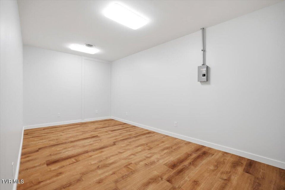 Photo #20: 309 Main Street