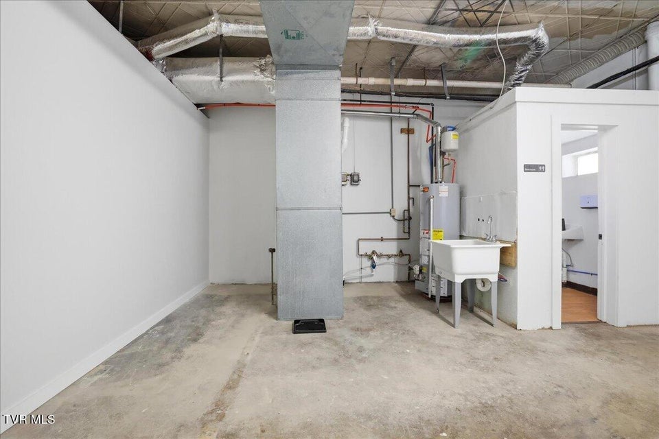 Photo #25: 309 Main Street