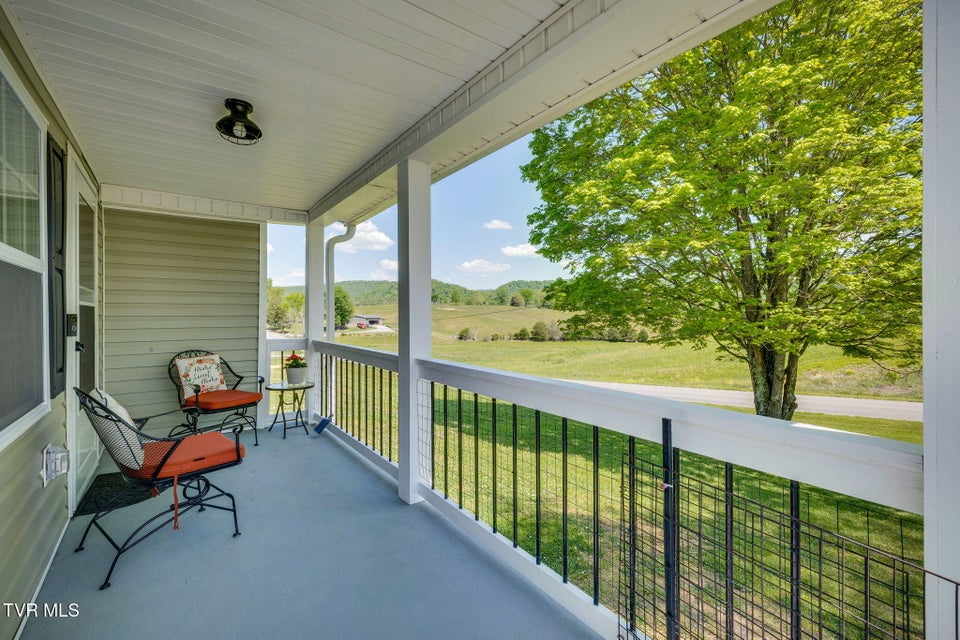 Photo #5: 104 Hoard Road