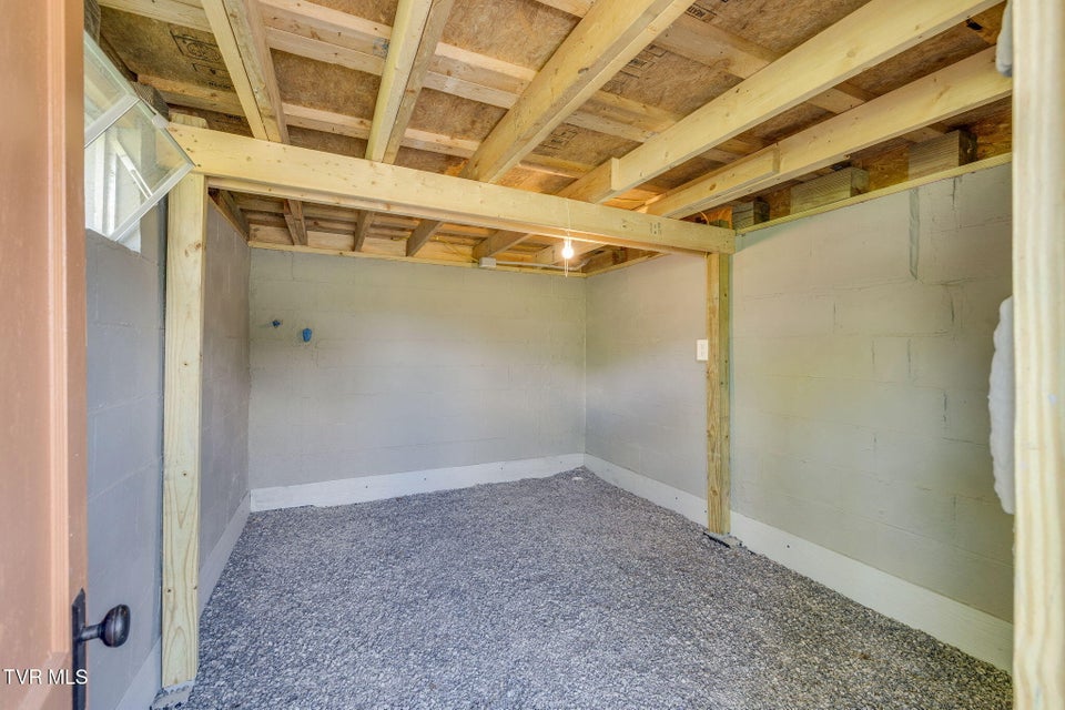 Photo #26: 104 Hoard Road