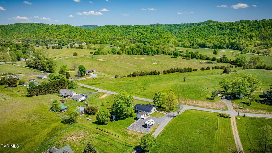 Photo #35: 104 Hoard Road