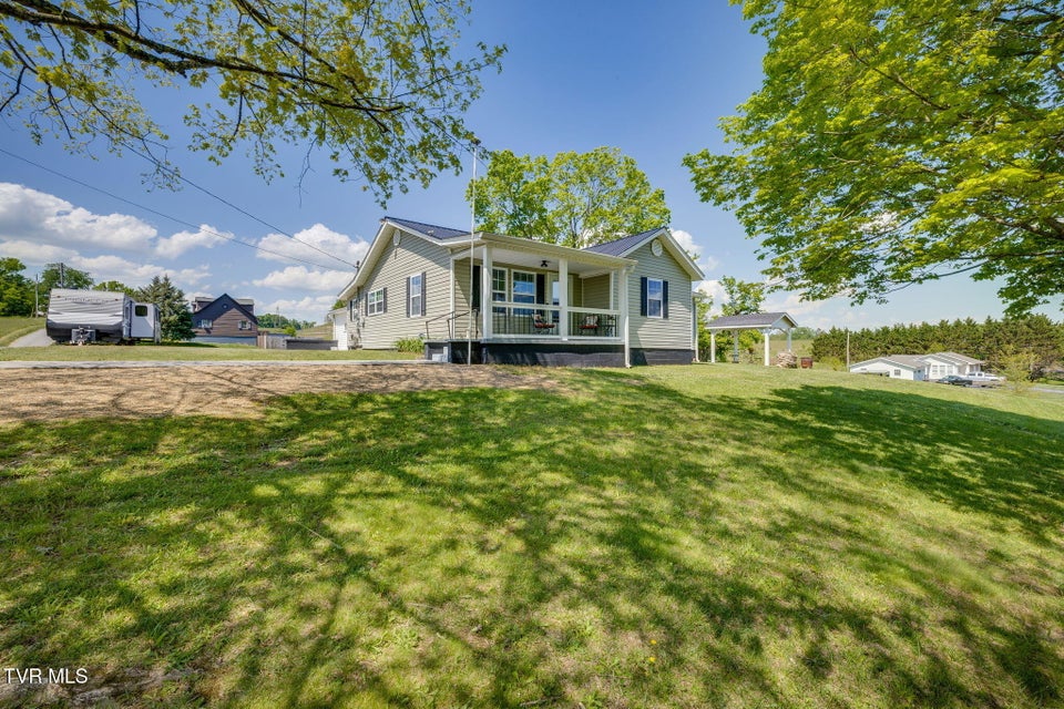 Photo #3: 104 Hoard Road