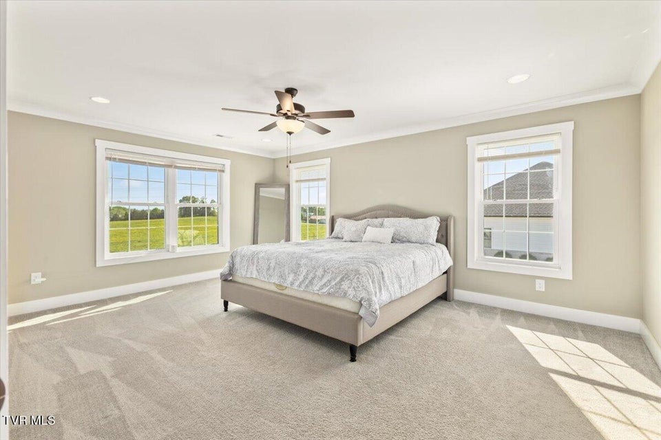 Photo #17: 433 Boulder Court