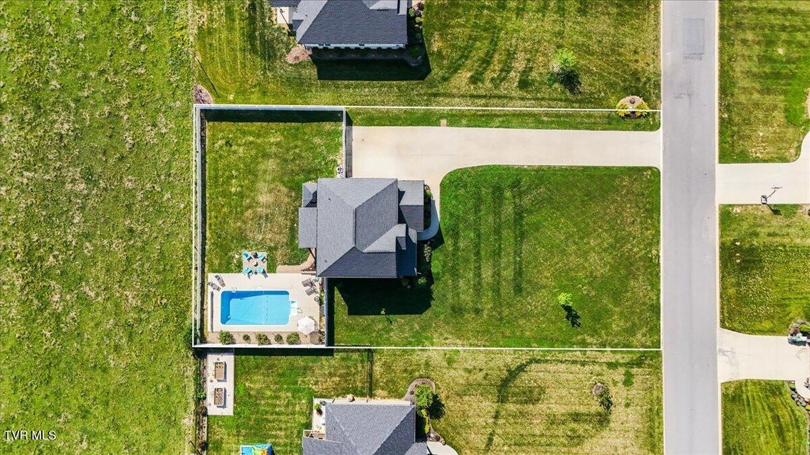 Photo #48: 433 Boulder Court