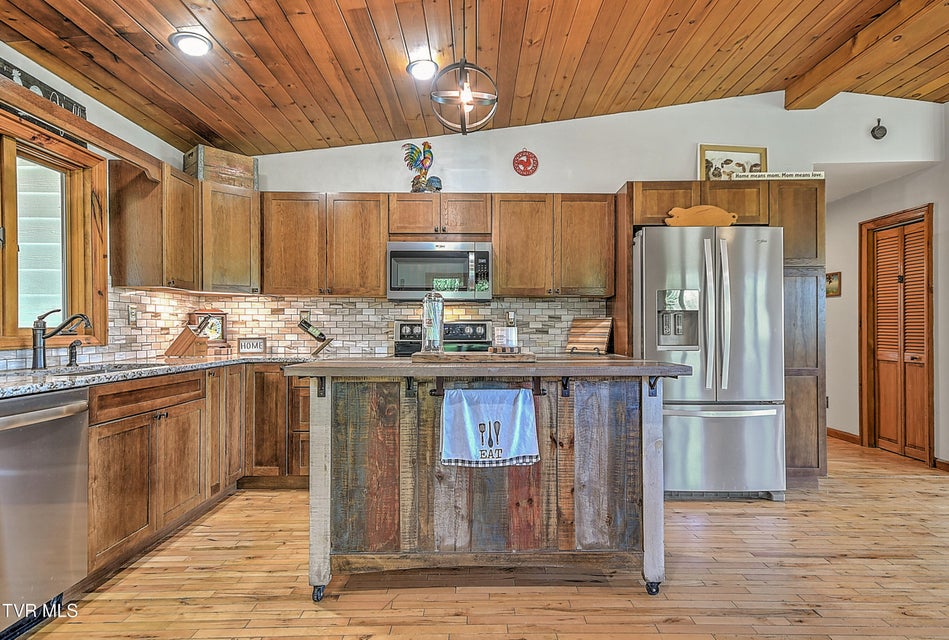 Photo #12: 146 Bear Cage Road