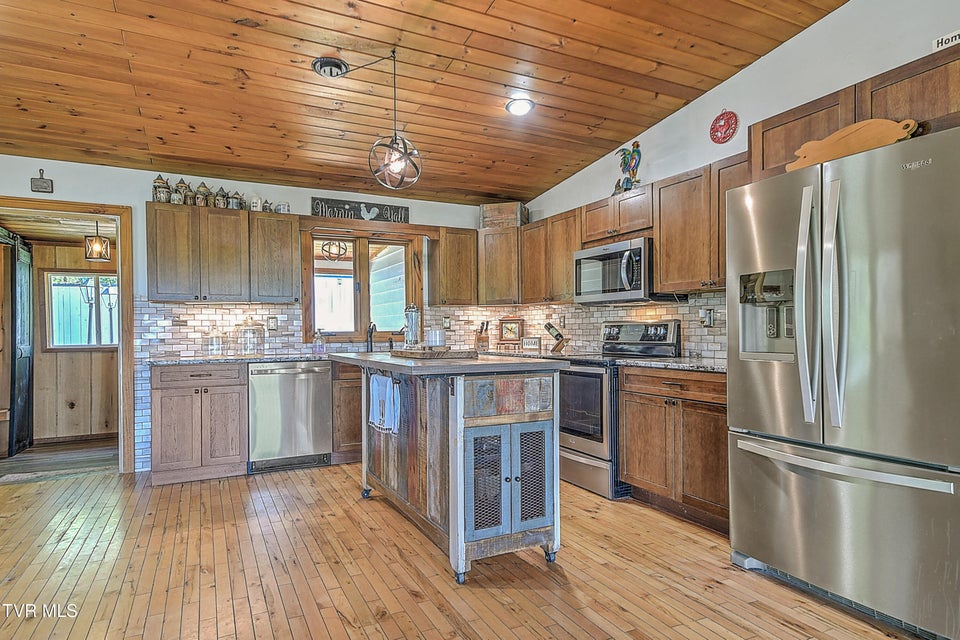 Photo #13: 146 Bear Cage Road