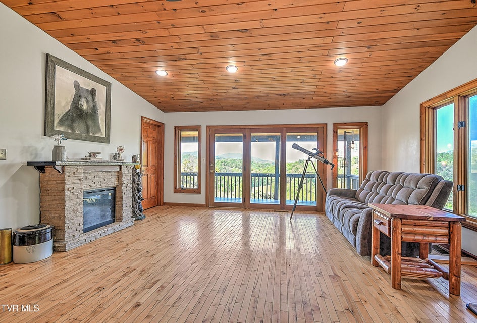 Photo #20: 146 Bear Cage Road