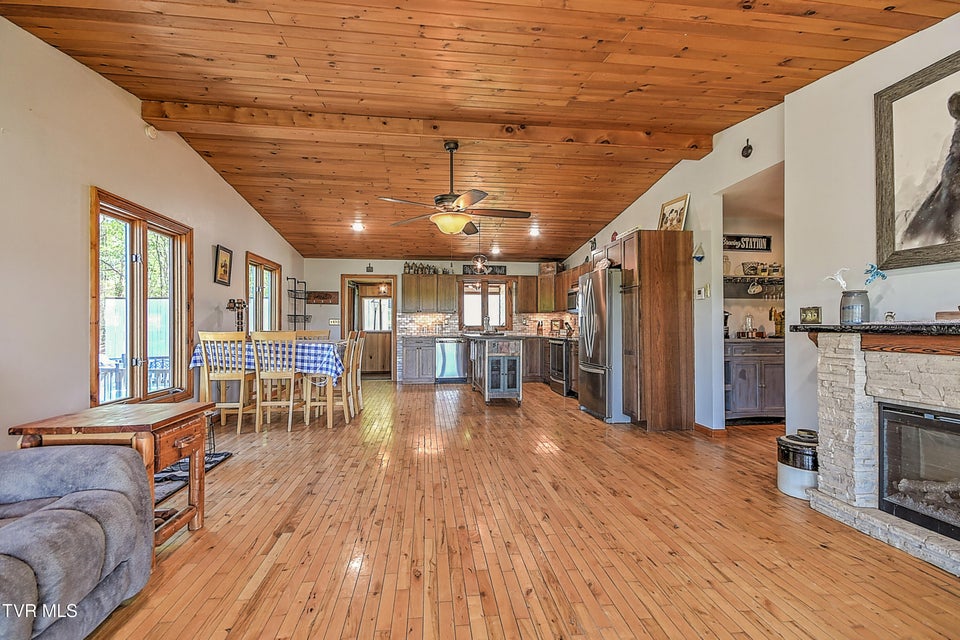 Photo #23: 146 Bear Cage Road