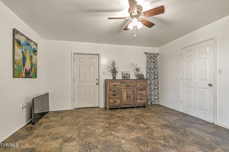 Photo #41: 146 Bear Cage Road