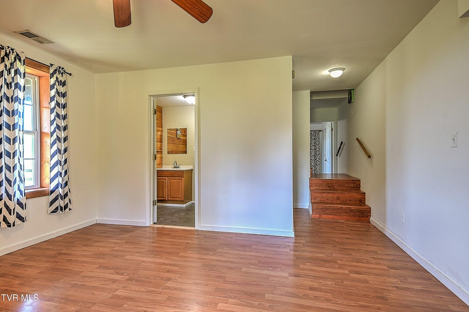 Photo #46: 146 Bear Cage Road