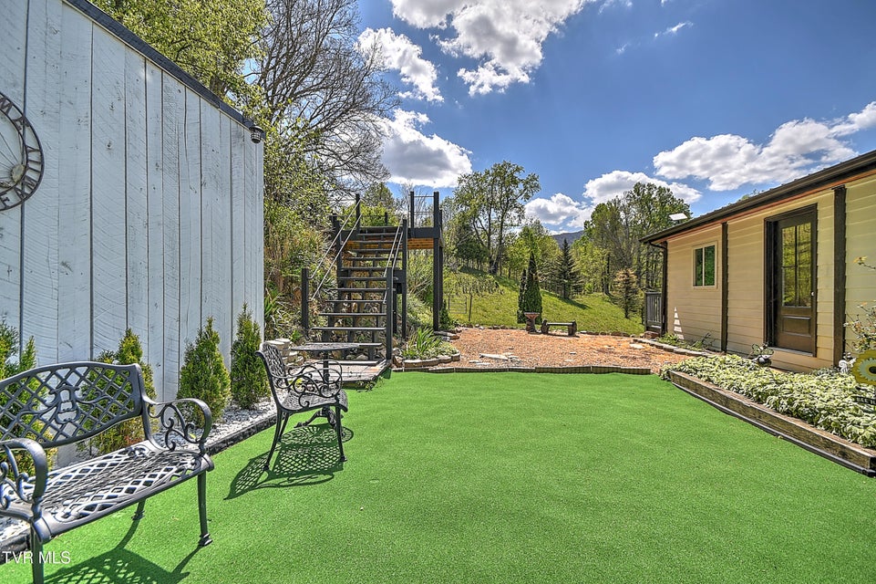 Photo #50: 146 Bear Cage Road