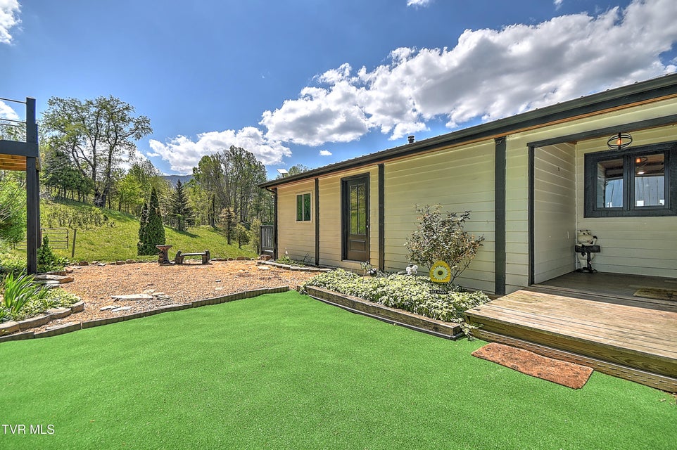 Photo #51: 146 Bear Cage Road