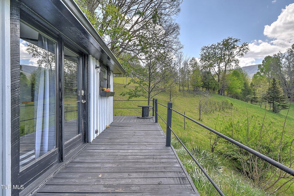 Photo #59: 146 Bear Cage Road