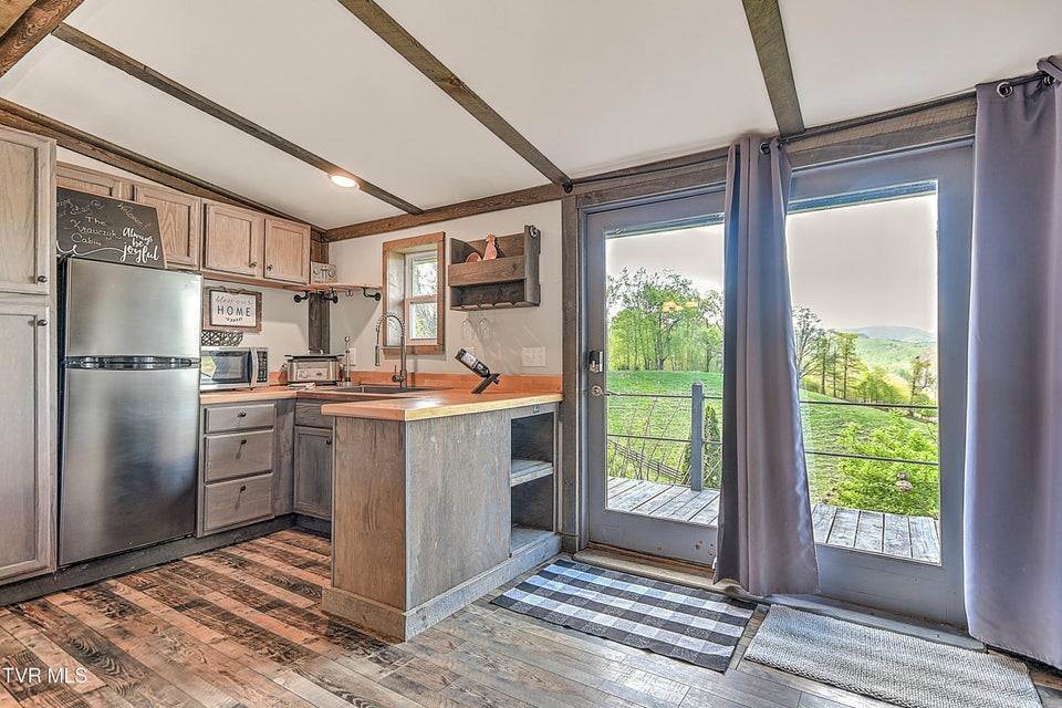 Photo #62: 146 Bear Cage Road