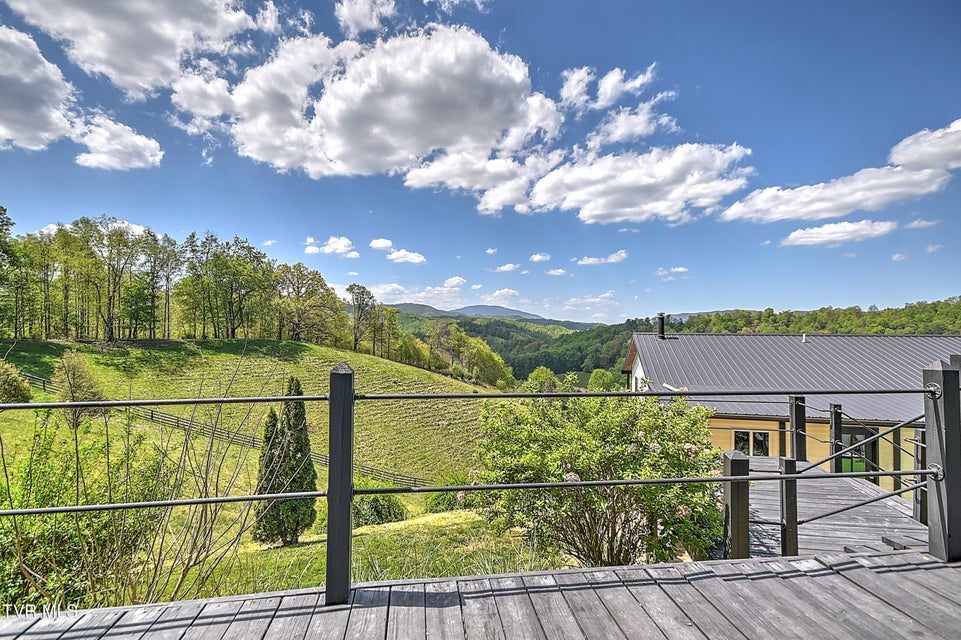 Photo #69: 146 Bear Cage Road