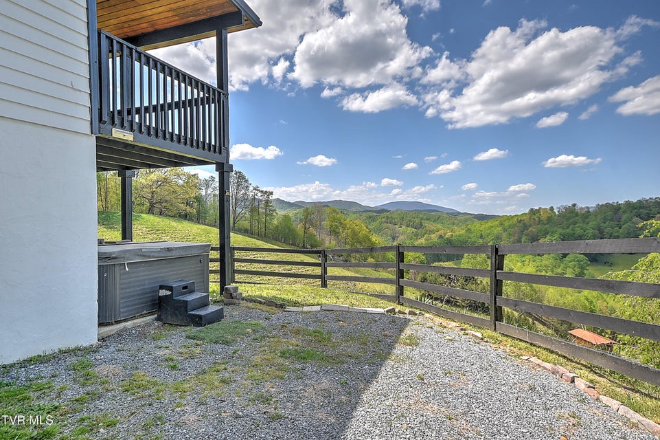 Photo #74: 146 Bear Cage Road