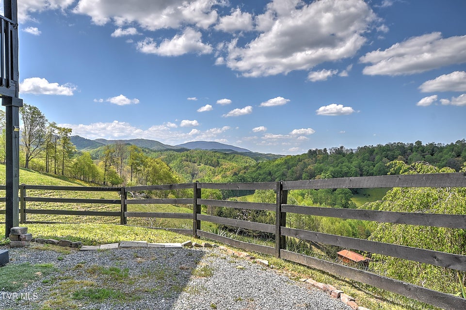 Photo #75: 146 Bear Cage Road