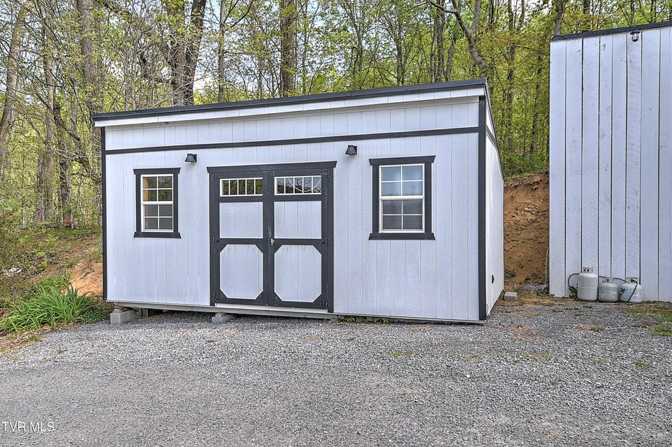 Photo #76: 146 Bear Cage Road