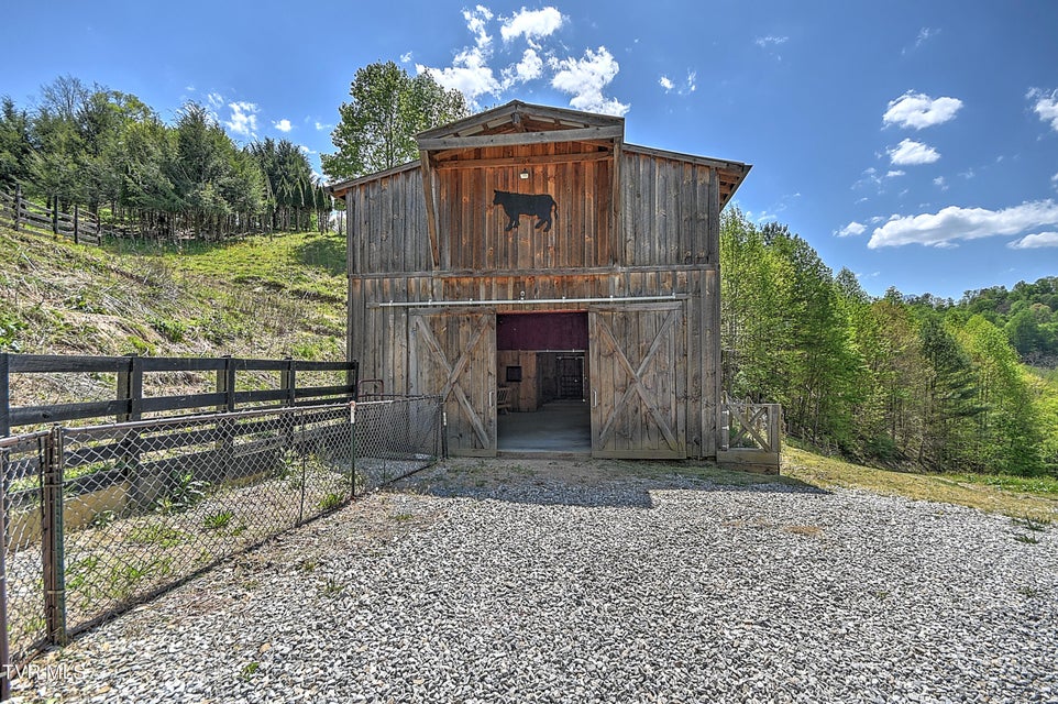 Photo #95: 146 Bear Cage Road