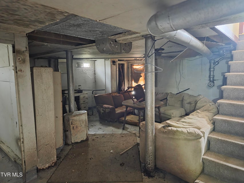 Photo #25: 10189 Crescent Road