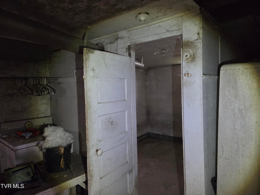 Photo #28: 10189 Crescent Road