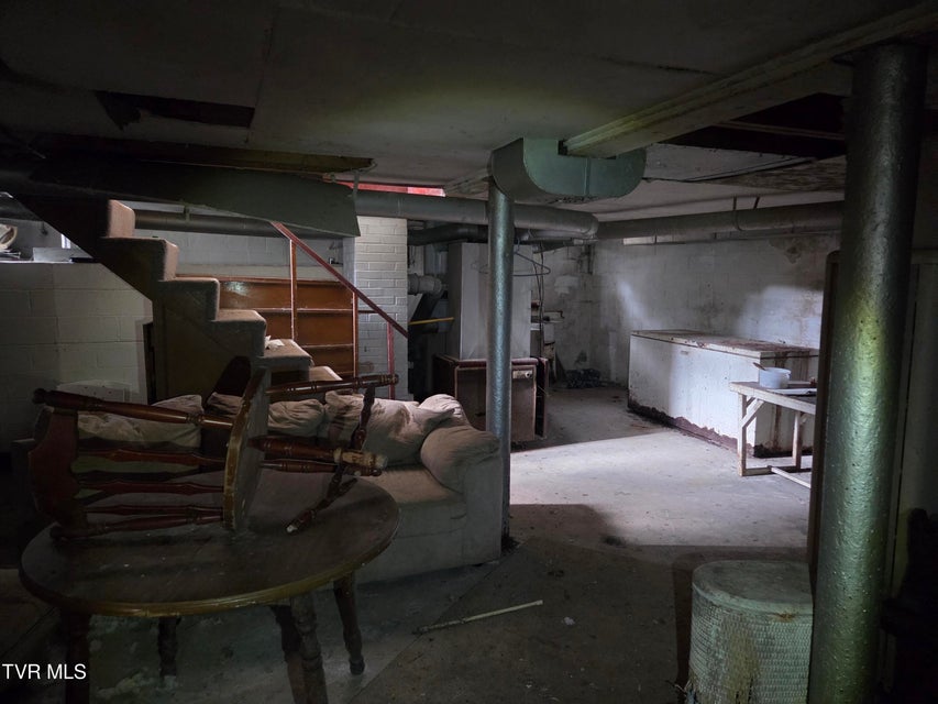 Photo #4: 10189 Crescent Road